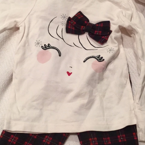 2T winter plaid bundle with bows gently worn - Picture 2 of 7